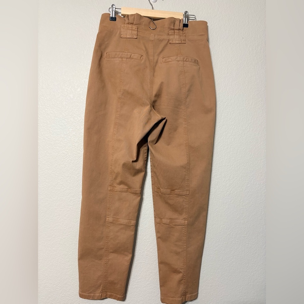 Veronica Beard Camel Color Straight Leg Jeans w Pleats Detail at Waist High Rise - Picture 4 of 16